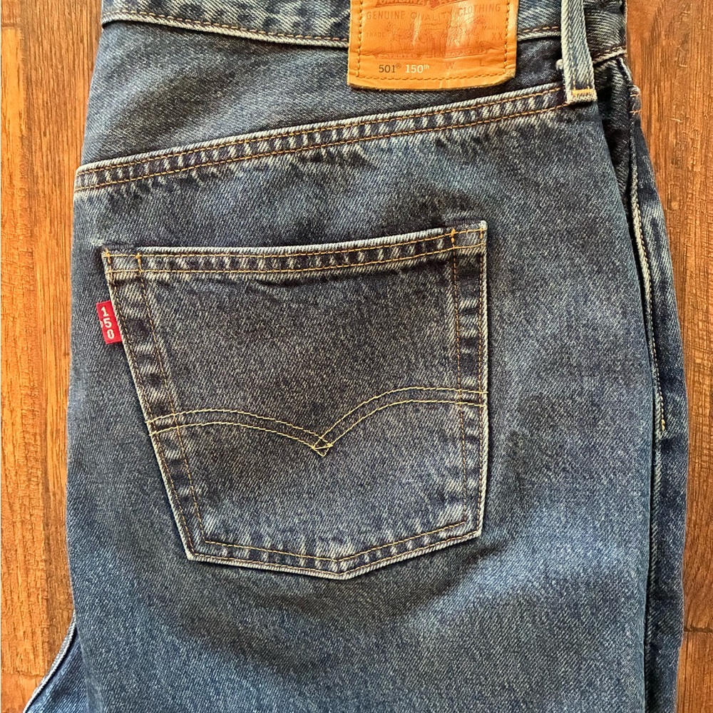 Levi's 501 150th anniversary jeans 33X30 - Picture 2 of 8